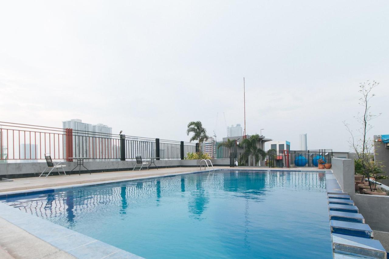 Reddoorz @ Melbourne Suites Makati 마카티 외부 사진
