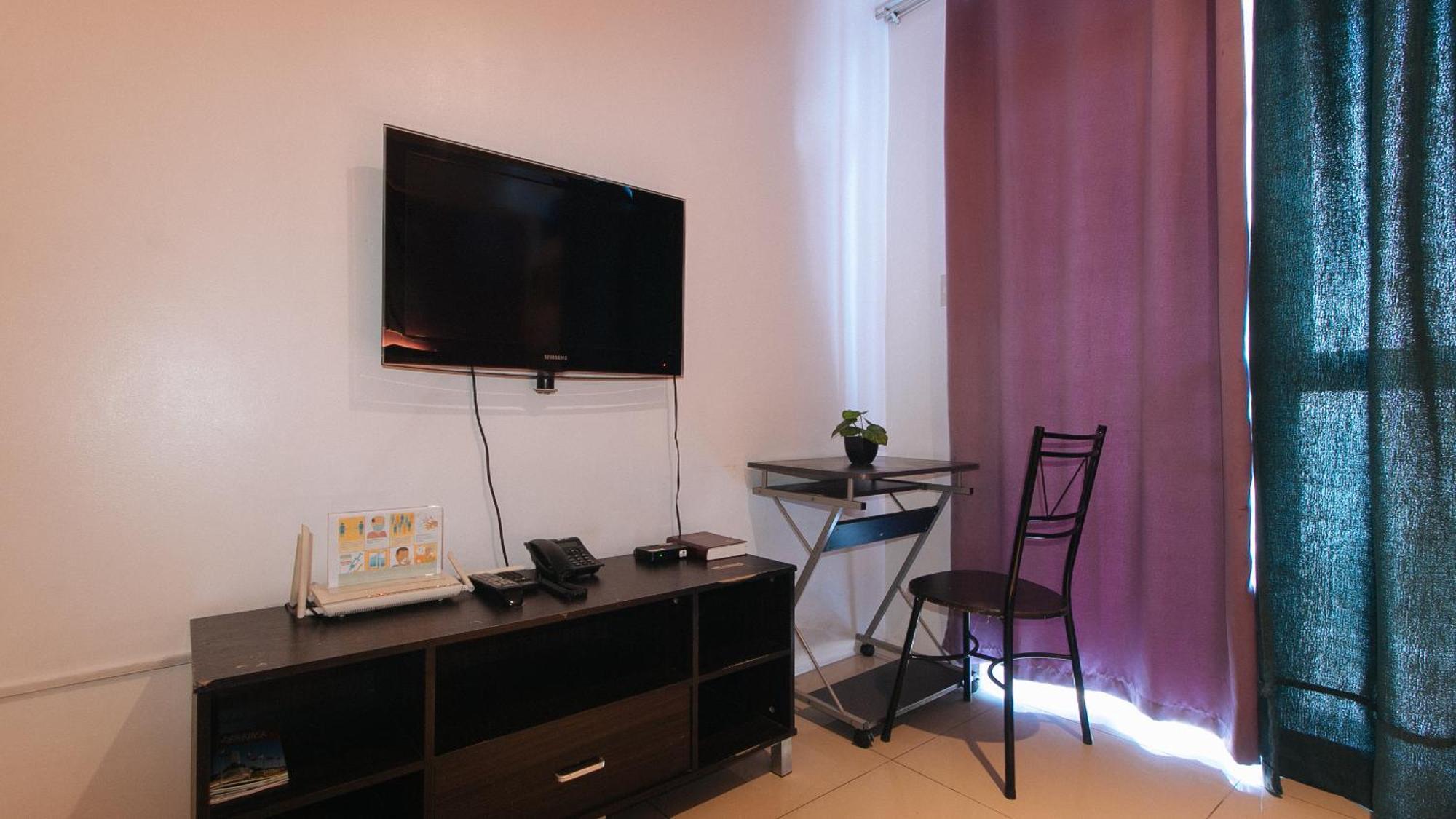 Reddoorz @ Melbourne Suites Makati 마카티 외부 사진