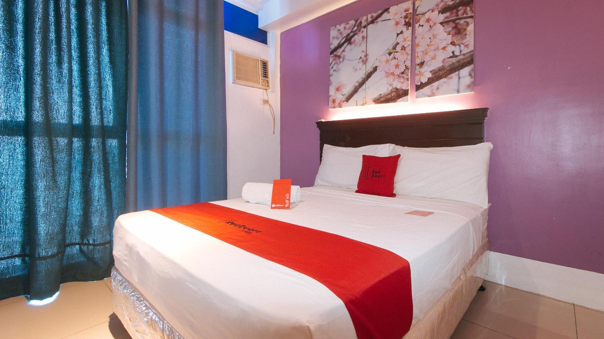 Reddoorz @ Melbourne Suites Makati 마카티 외부 사진