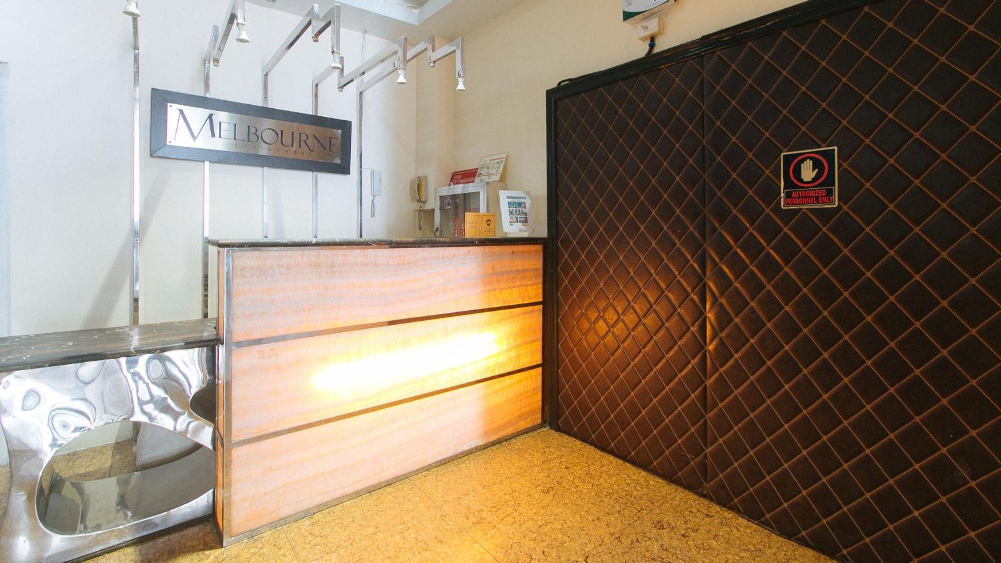 Reddoorz @ Melbourne Suites Makati 마카티 외부 사진